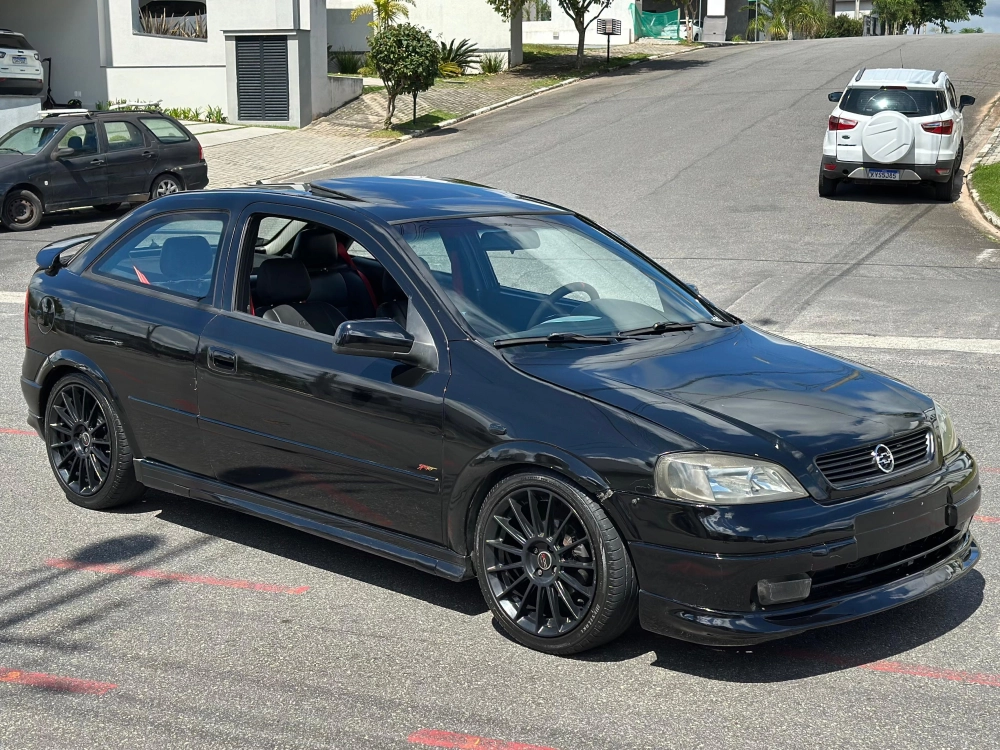 Astra Sport - Anúncios para Alta performance