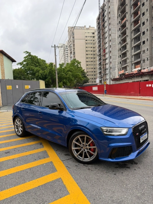 Audi RSQ3 - Anúncios para Alta performance